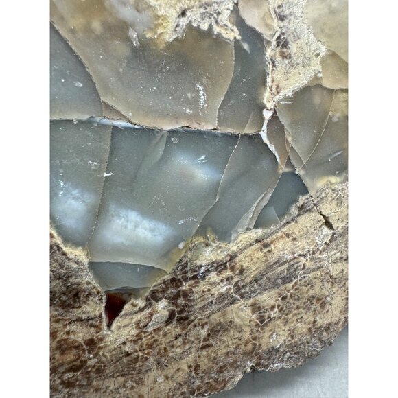 Natural Geode rock With Polished Crystal Interior 5x4.5x3" gray READ - Picture 3 of 8